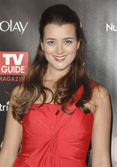 cote de pablo sexy pics|589 Cote De Pablo Photos Stock Photos and High